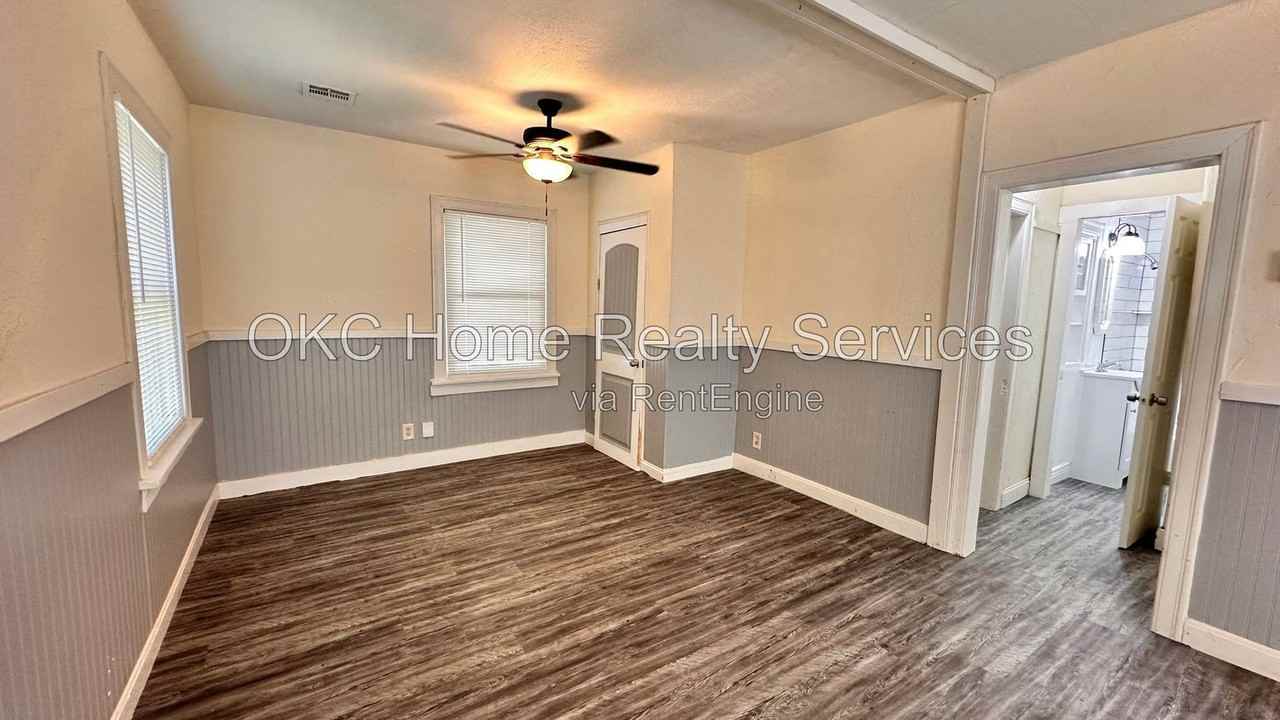 2316 Nw 38th St - Photo 3 of 19
