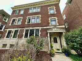 featured image of 6325 Southwood Ave #3