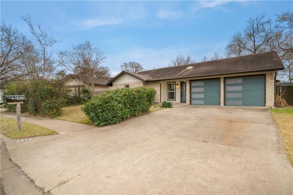 2515 Berkett Dr - Photo 2 of 50
