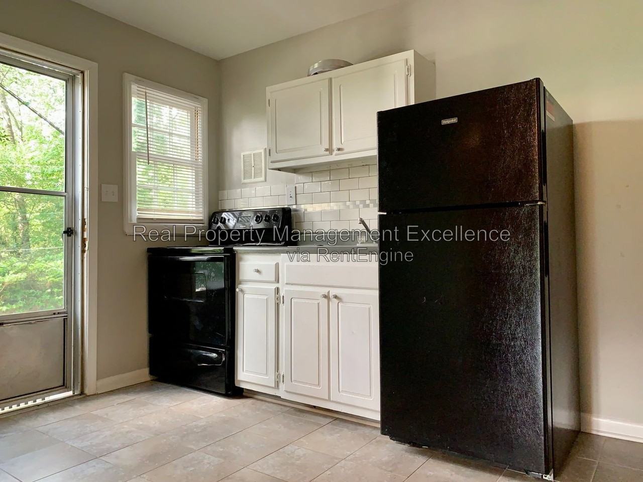 1136 Gorman St #A - Photo 6 of 12