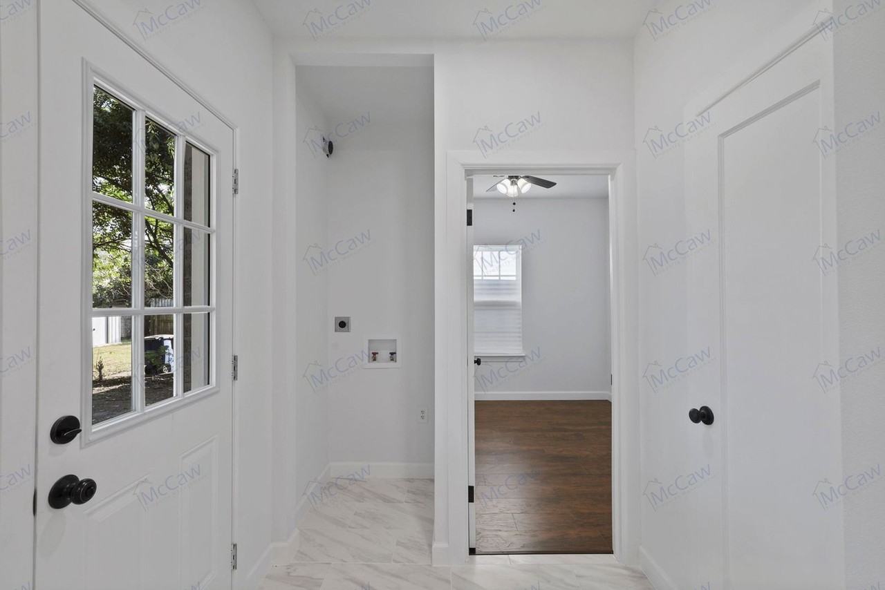 4612 Capitol Ave - Photo 5 of 21
