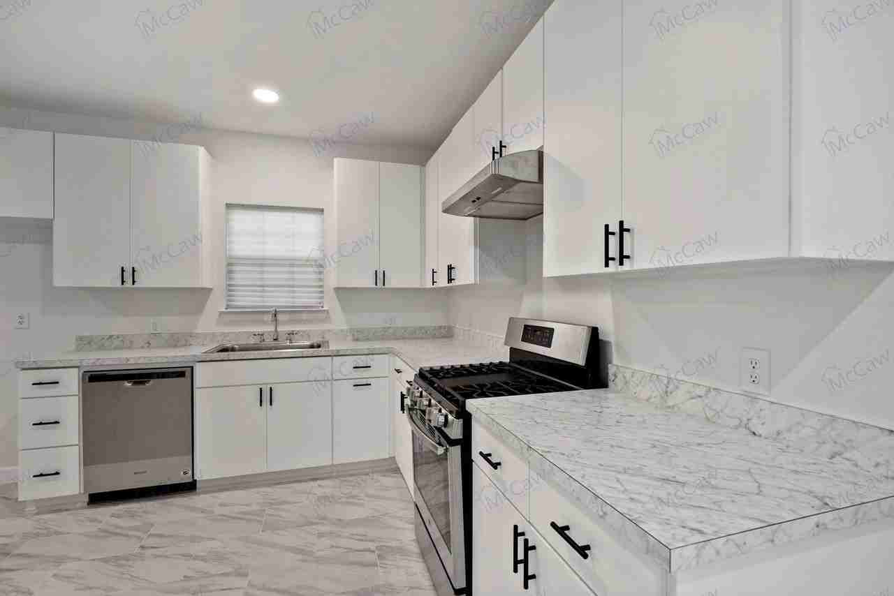 4612 Capitol Ave - Photo 6 of 21