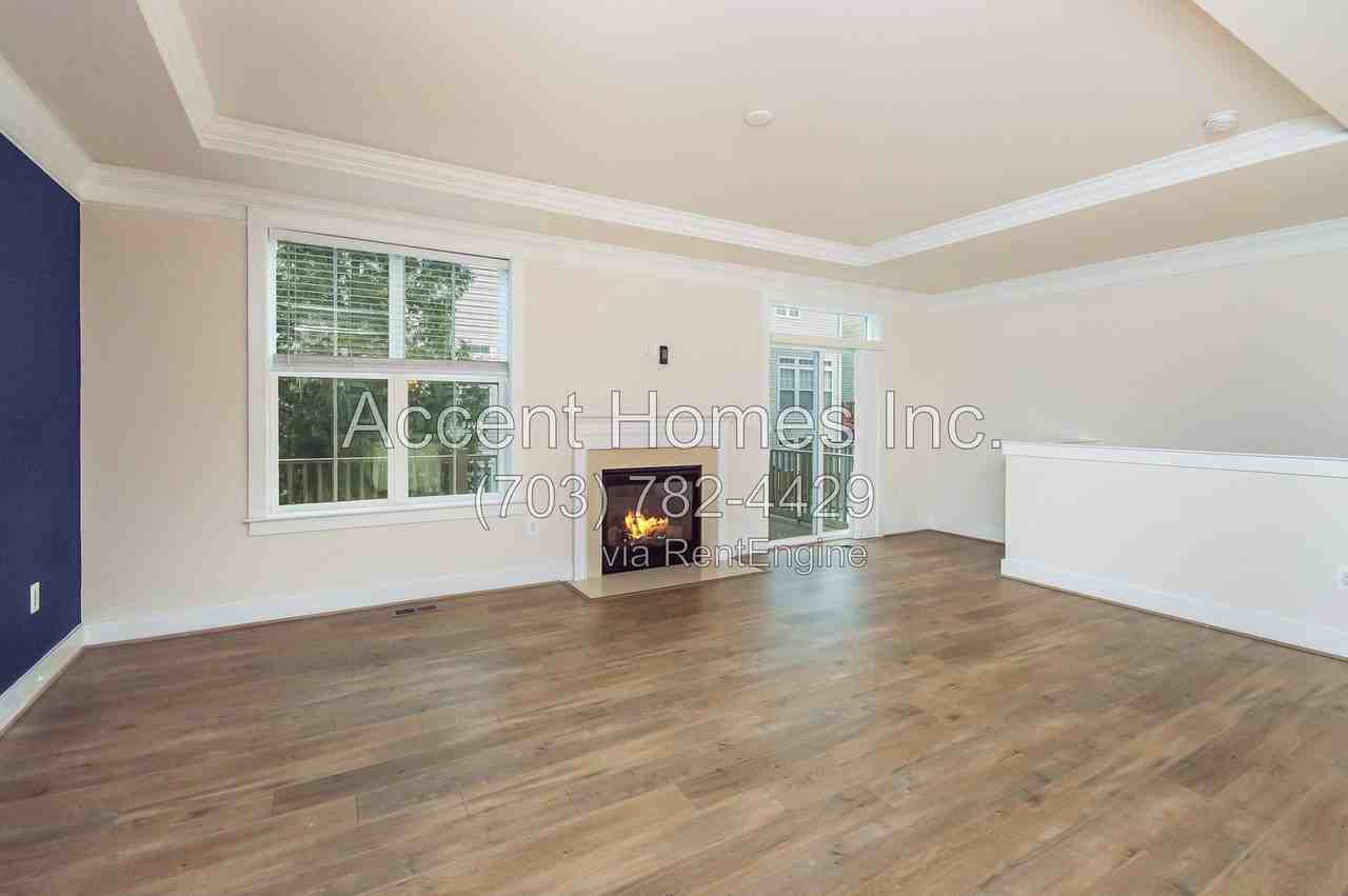 4734 Earl Flanagan Way - Photo 3 of 33