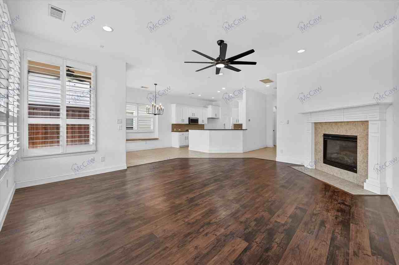 2208 Grizzly Run Ln - Photo 3 of 26