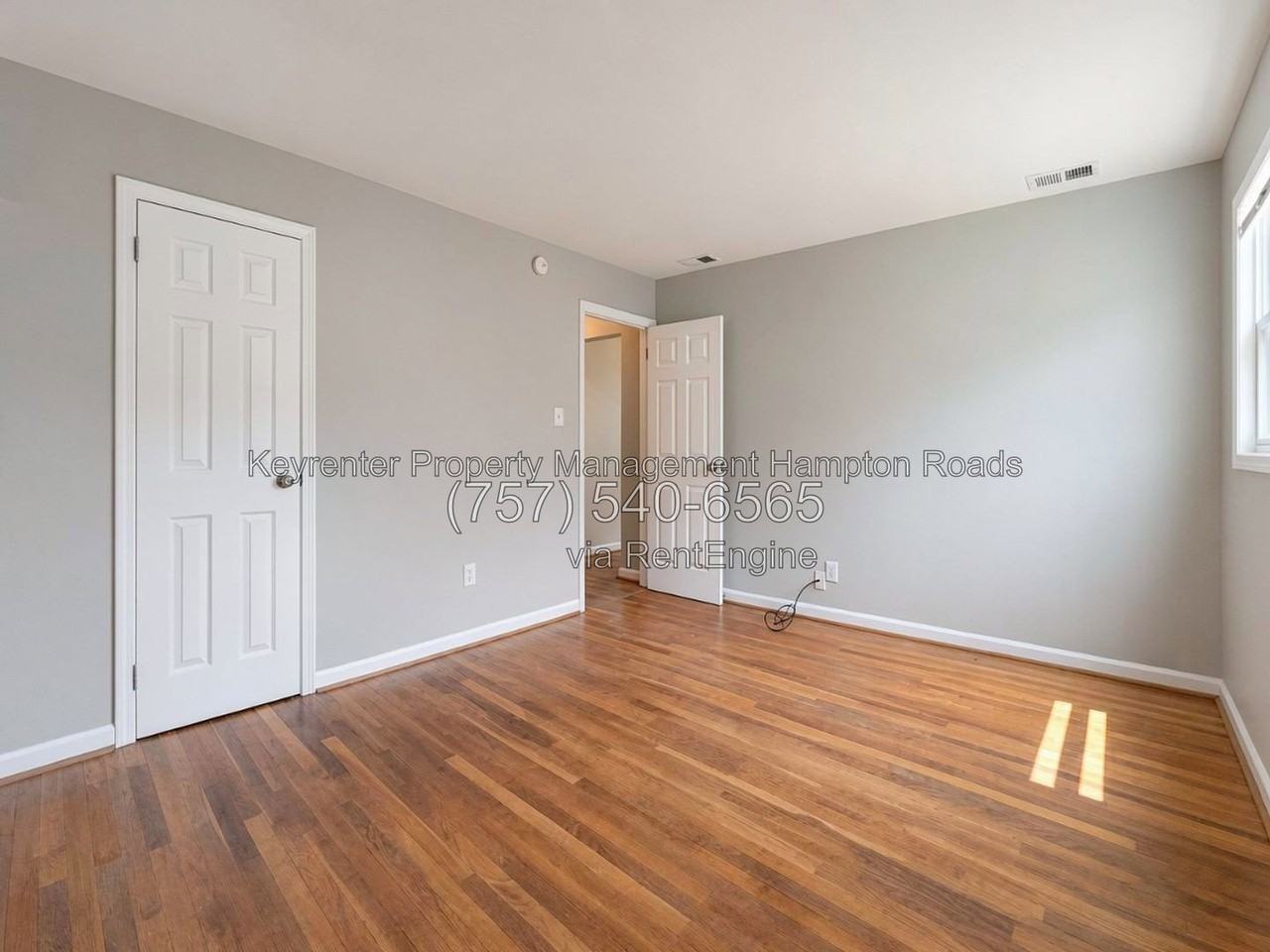 711 Marcus St - Photo 7 of 24