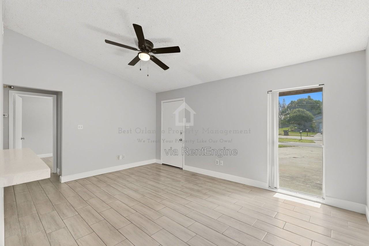 1950 Bonneville Dr #1 - Photo 6 of 26