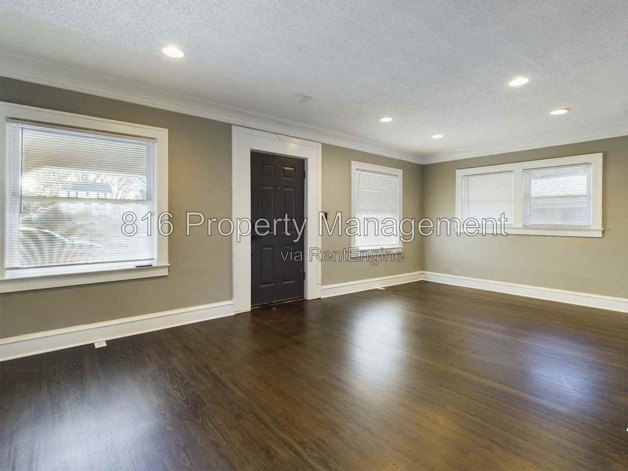 5912 Paseo Blvd - Photo 3 of 26