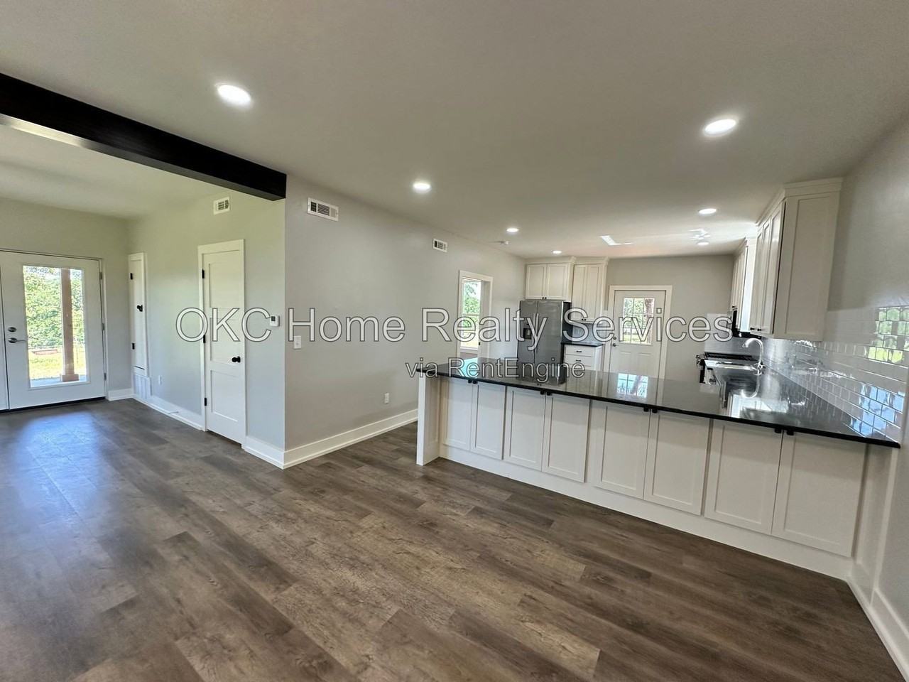 14701 Se 36th St - Photo 7 of 15