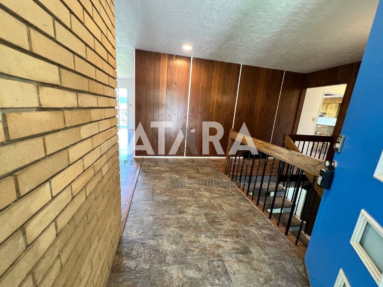 270 E 2020 N - Photo 5 of 50