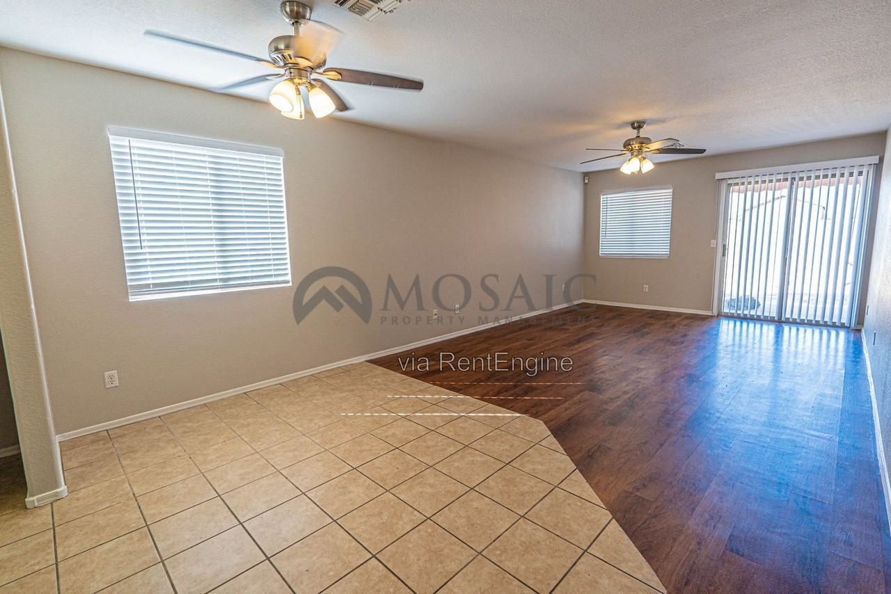 1158 E Silversmith Trl - Photo 4 of 22