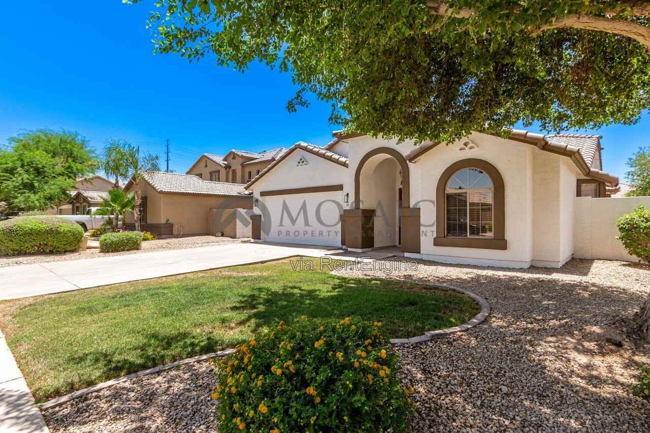 3381 E Flamingo Ct - Photo 2 of 35