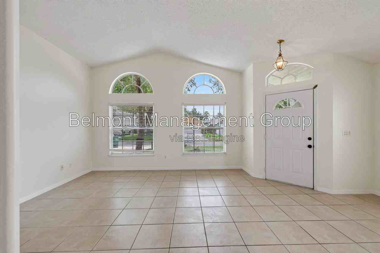 2127 Korat Ln - Photo 3 of 19
