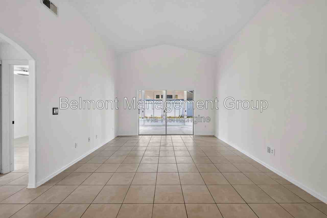 2127 Korat Ln - Photo 6 of 19