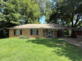 1922 Saint Elmo Ave - Photo 1 of 1
