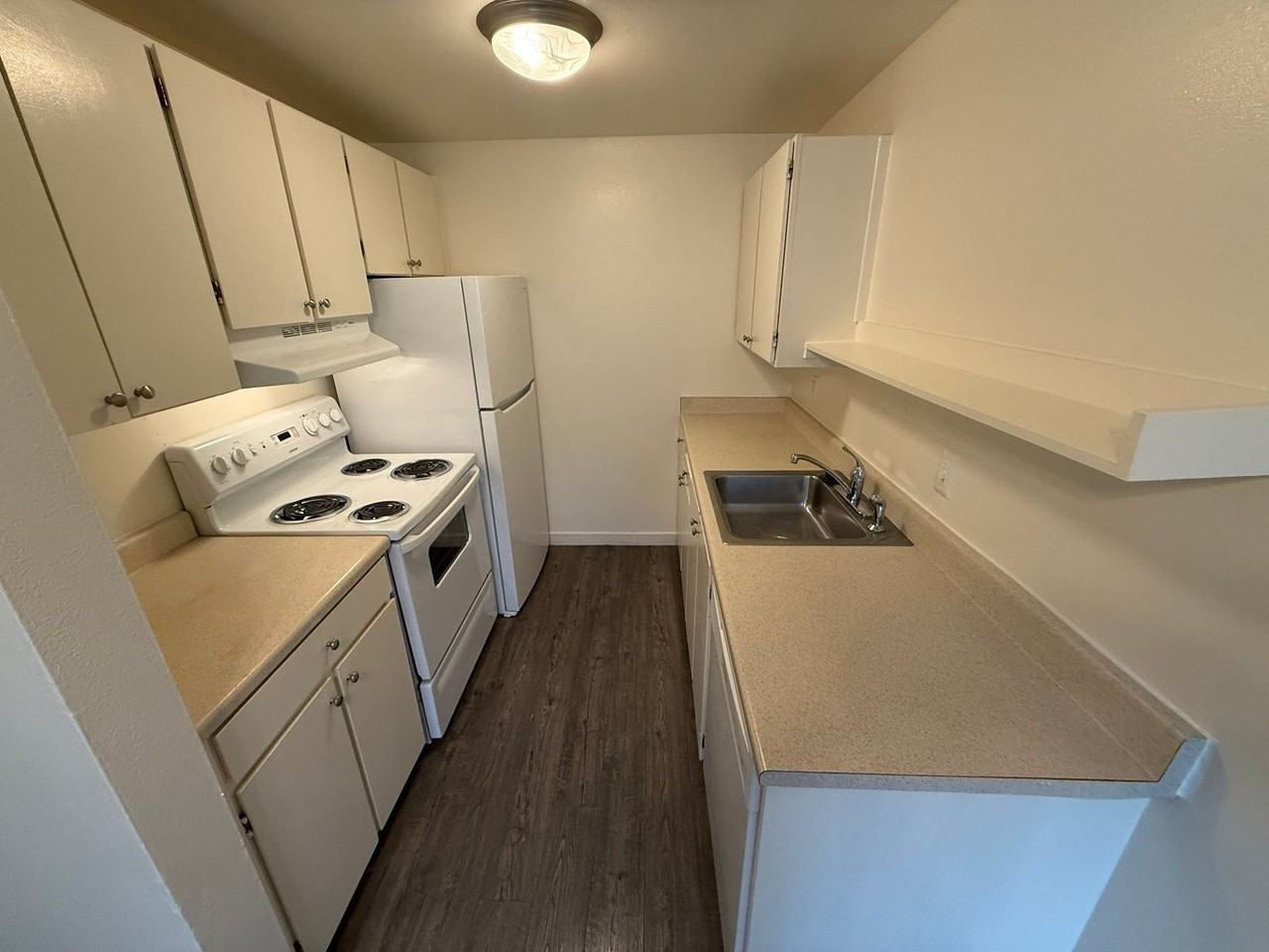 421 Senate St Nw - Photo 5 of 23