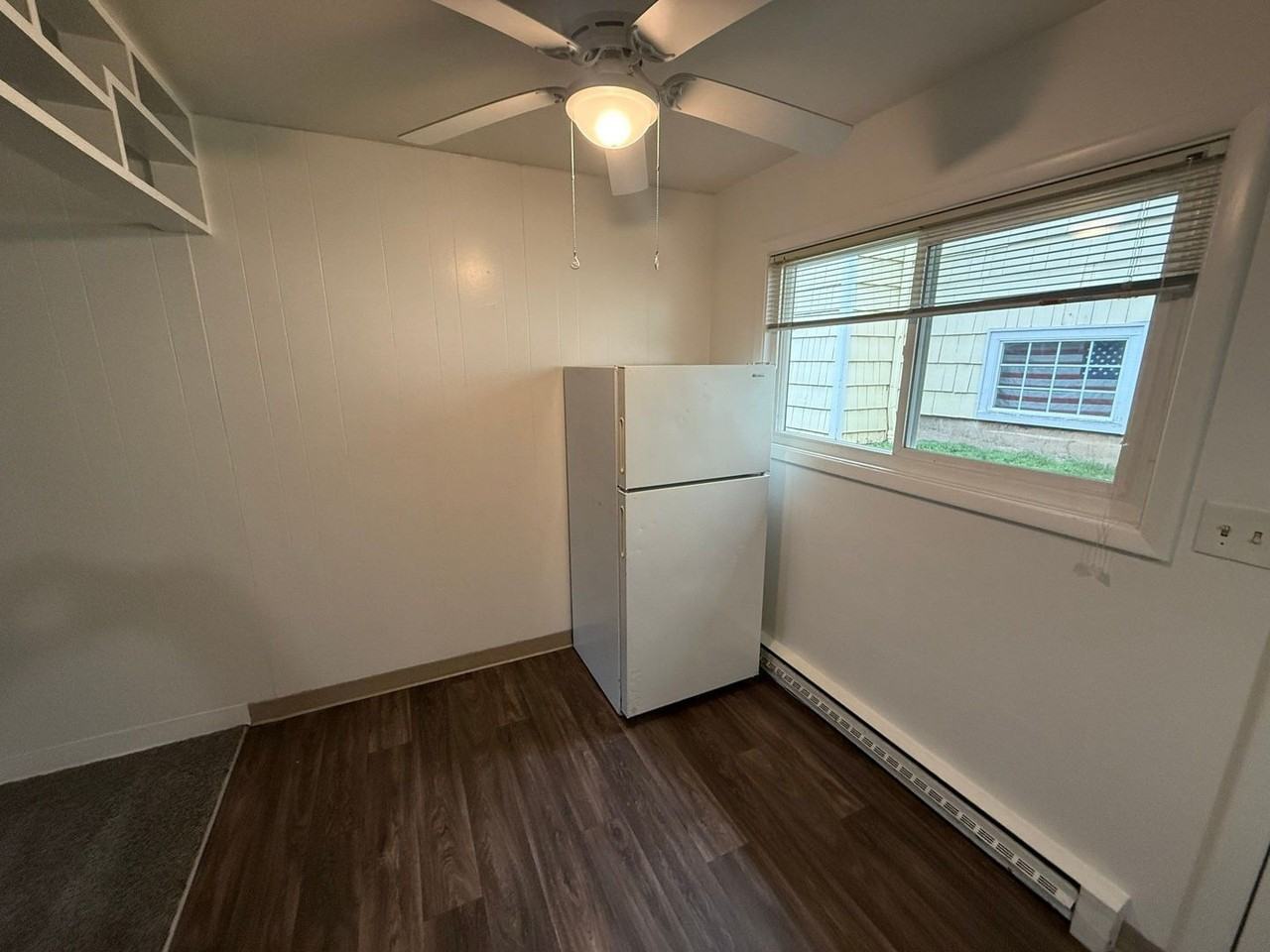 233 Kearney St S - Photo 4 of 10