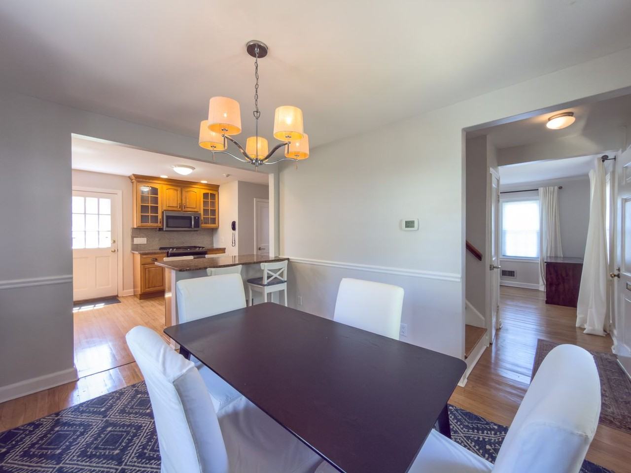 65 Buell St - Photo 4 of 31