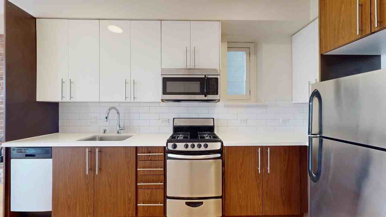 540 Leavenworth Street - Photo 4 of 28