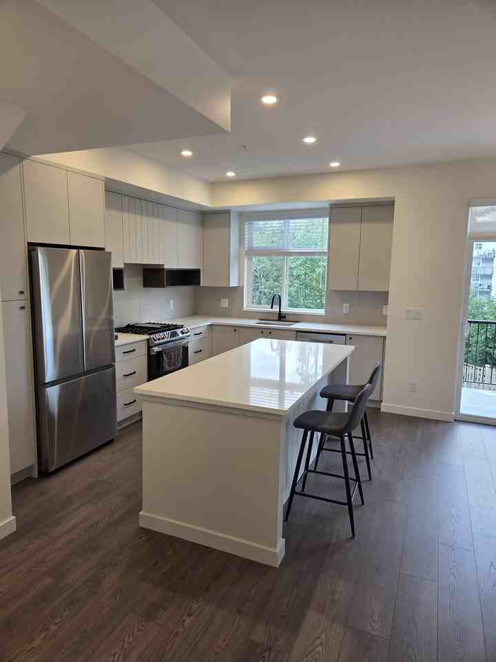 33929 Barker Court 25 - Photo 7 of 22