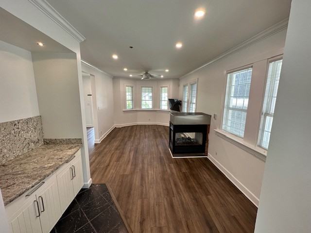 2878 8th Ave W - Photo 4 of 19