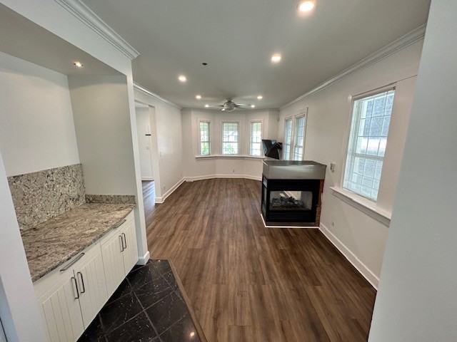 2878 8th Ave W - Photo 5 of 19
