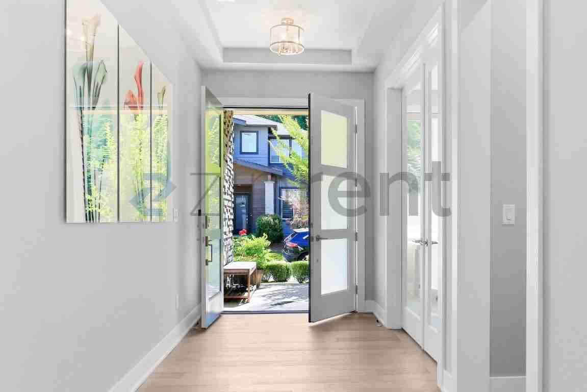 24369 Ne 24th St - Photo 2 of 30