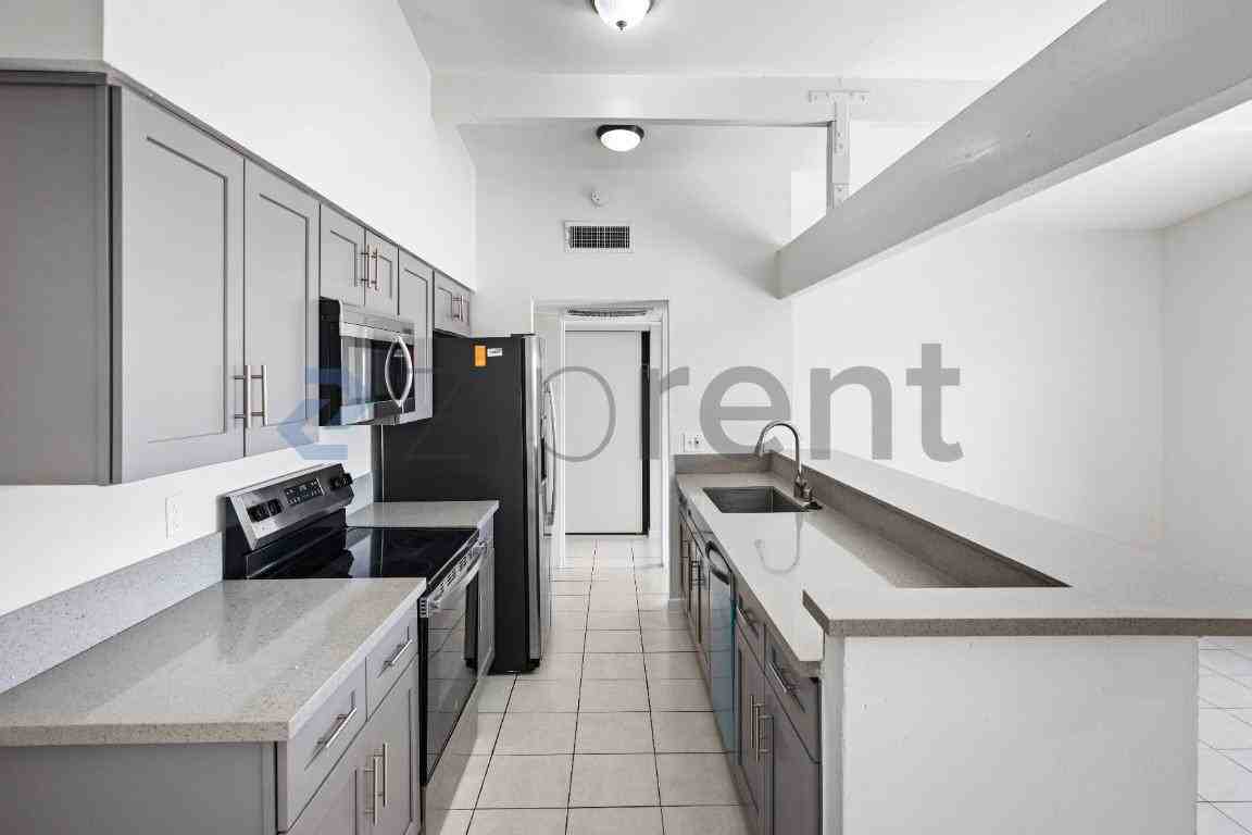 221 Milinane Dr - Photo 5 of 28