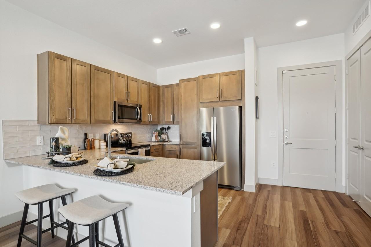 The Residences at Promontory - Photo 7 of 30