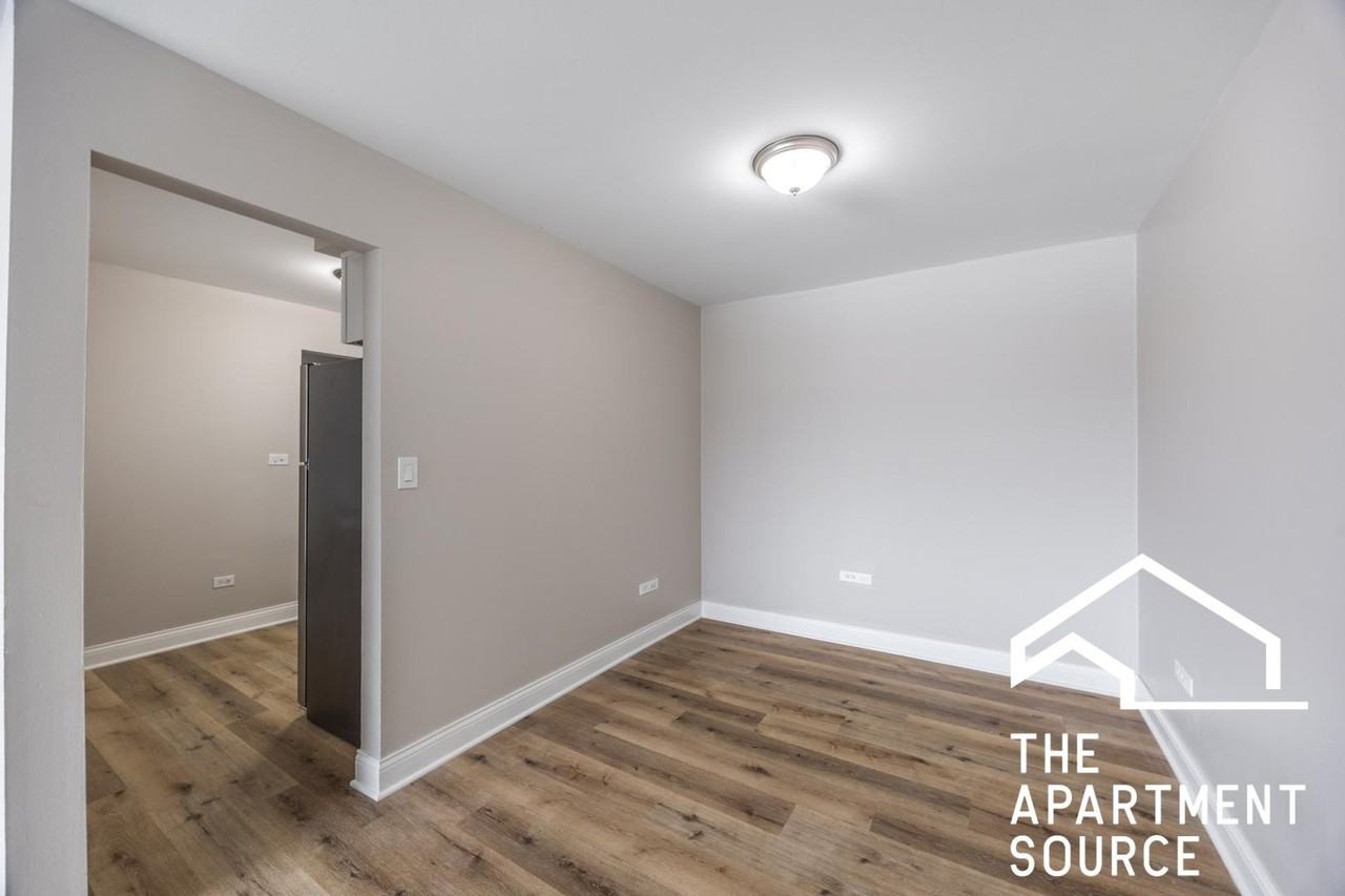 110 N Kenilworth Ave #1F - Photo 3 of 31