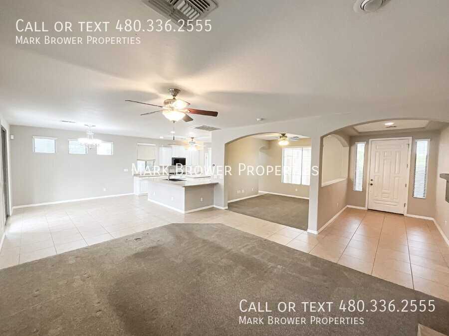 3057 E Blue Ridge Pl - Photo 4 of 38