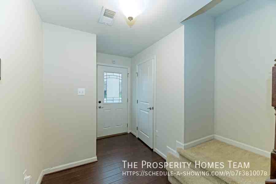 2744 Fredericksburg Rd - Photo 2 of 45