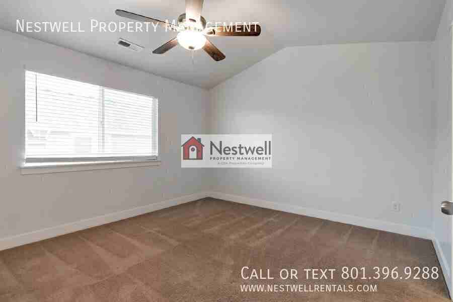 4881 W Spire Way - Photo 4 of 19