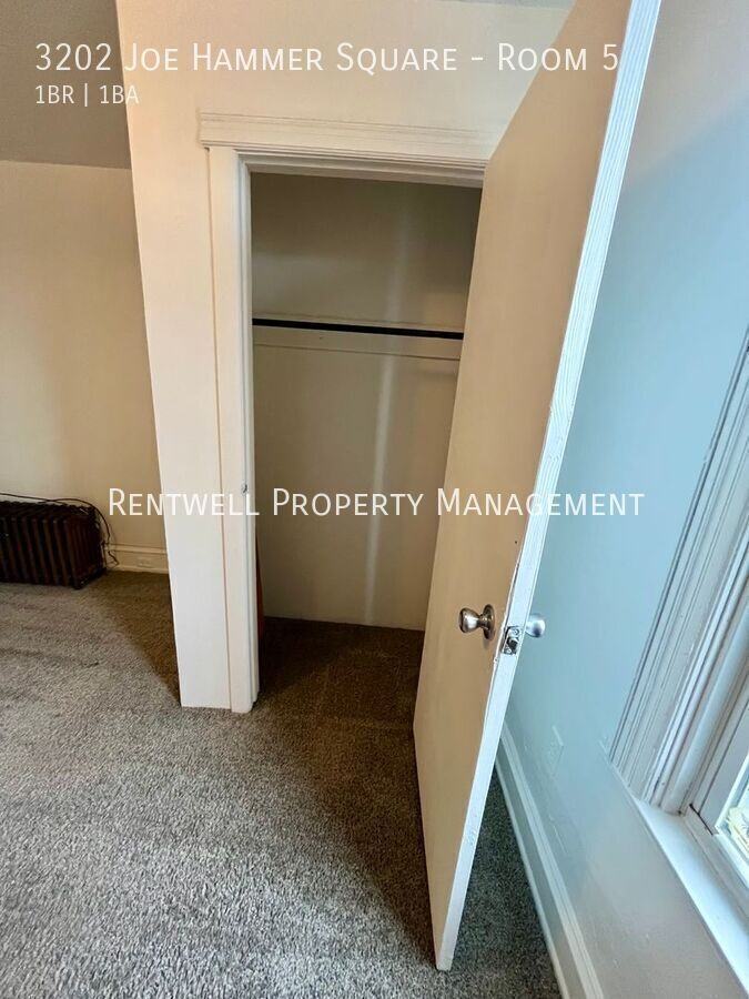 3202 Joe Hammer Sq #5 - Photo 4 of 11