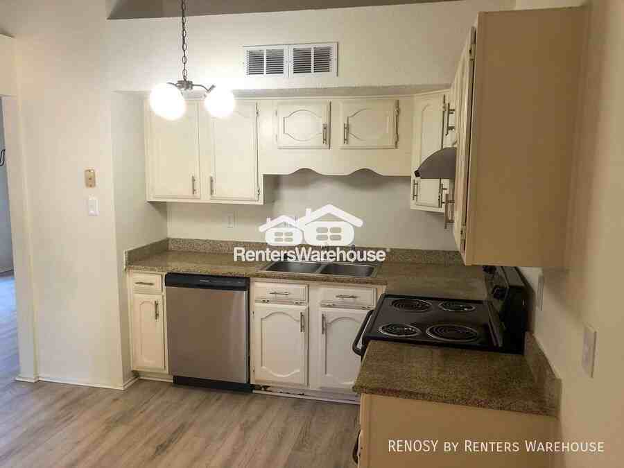 19914 Moonriver Dr - Photo 7 of 13