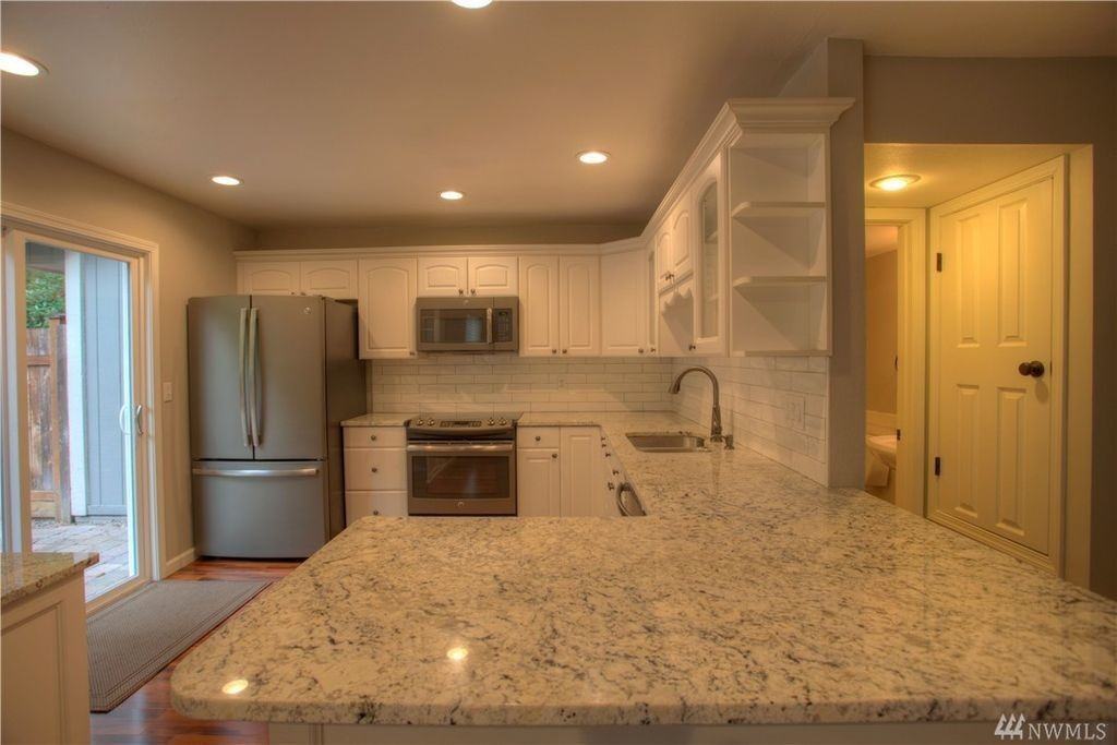 12209 Ne 148th Ct - Photo 3 of 17