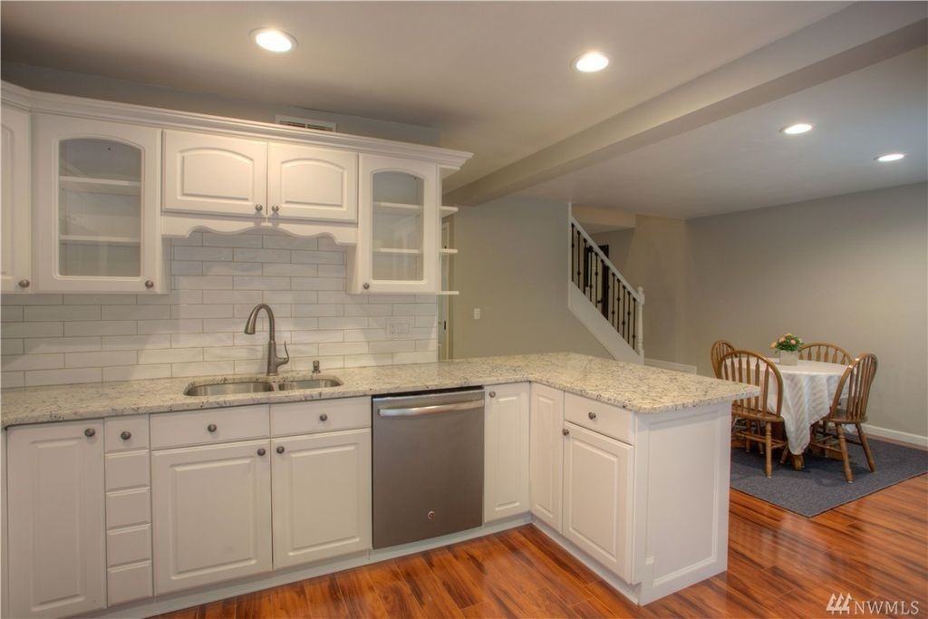 12209 Ne 148th Ct - Photo 5 of 17