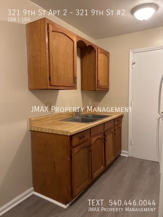 321 9th St Apt 2 #321-9thST2 - Photo 5 of 12