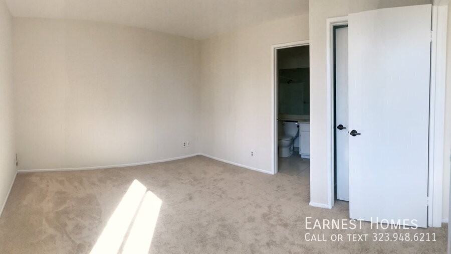 3626 Empire Dr #4 - Photo 6 of 9