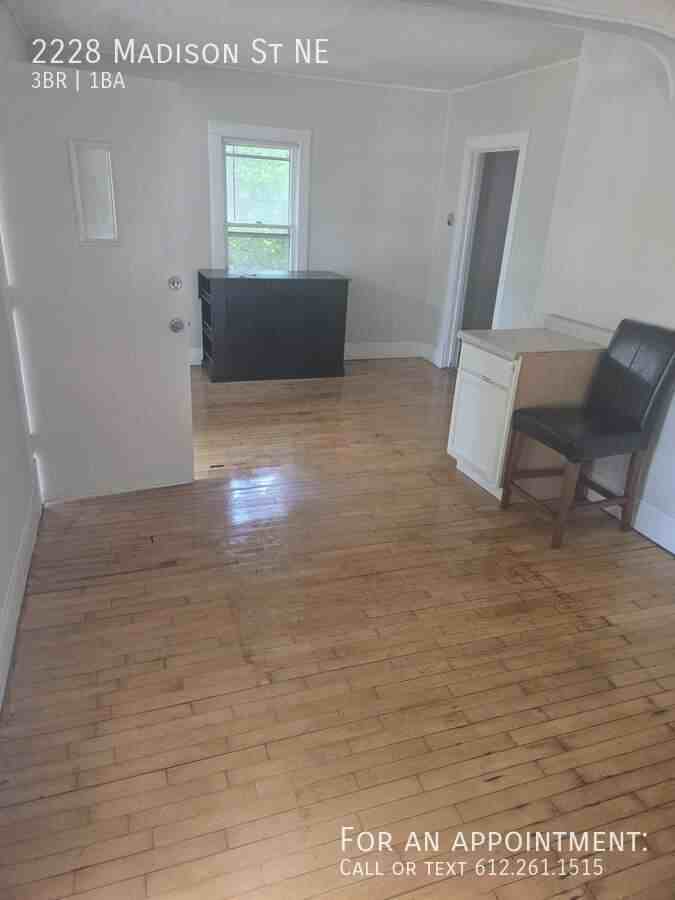 2228 Madison St Ne - Photo 3 of 21