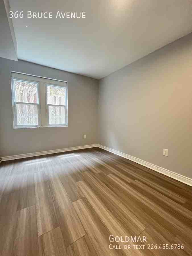 366 Bruce Ave - Photo 6 of 8
