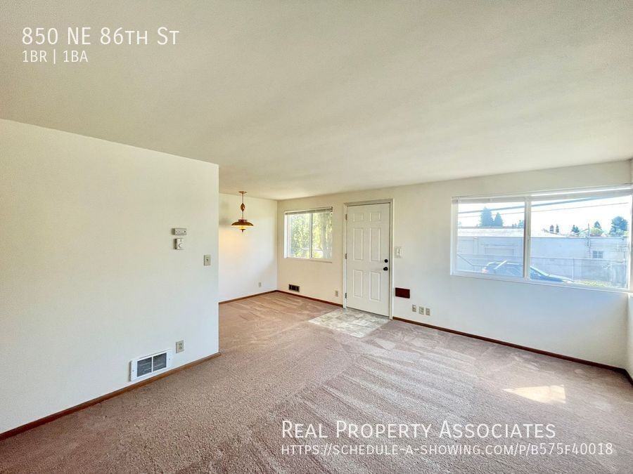 850 Ne 86th St - Photo 4 of 19