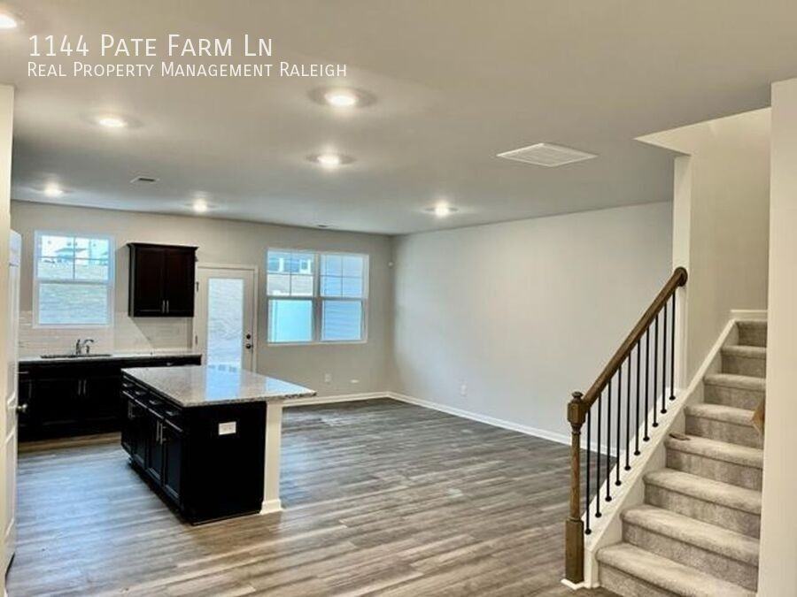 1144 Pate Farm Ln - Photo 4 of 14
