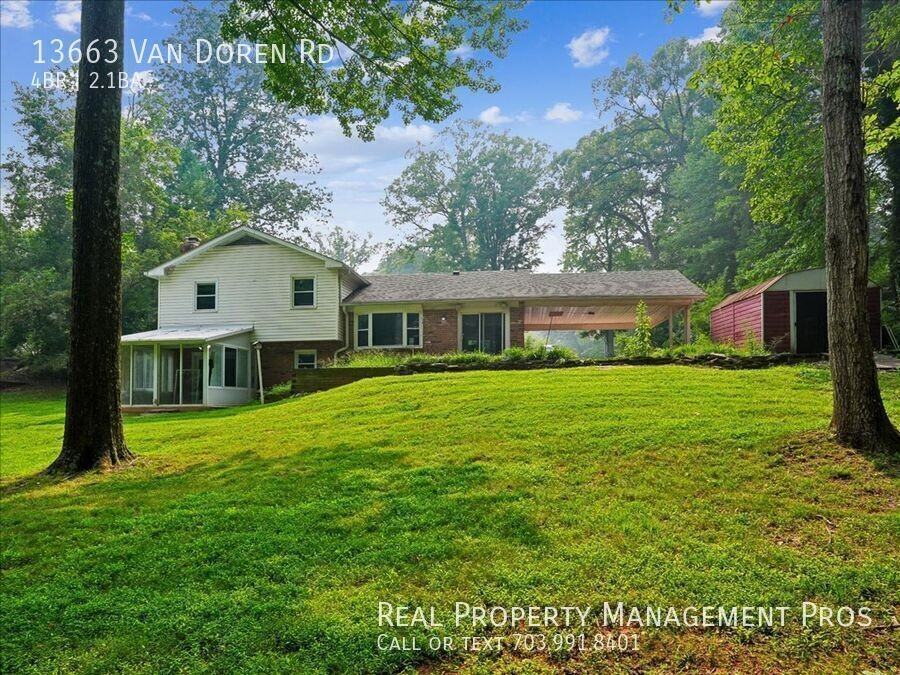 13663 Van Doren Rd - Photo 2 of 39