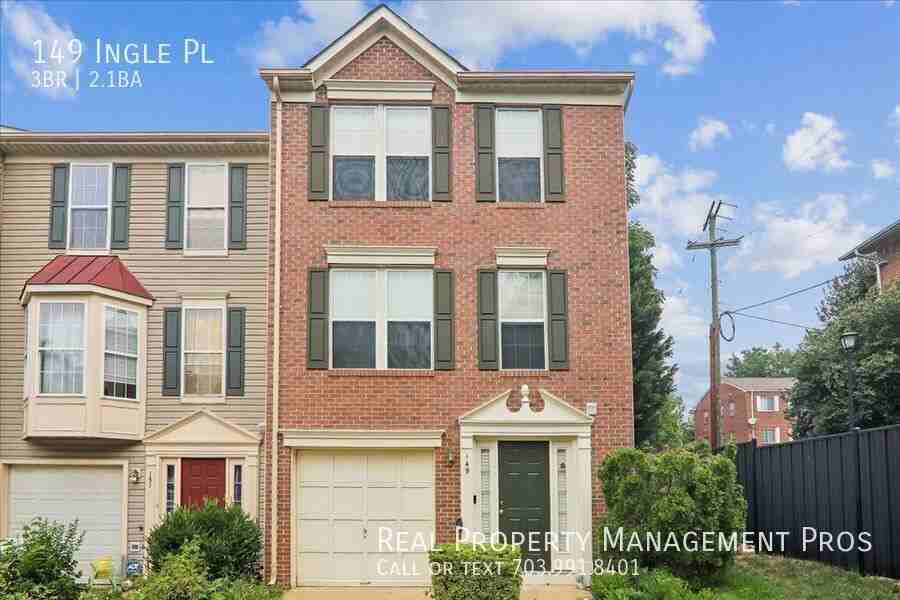 149 Ingle Pl - Photo 3 of 28