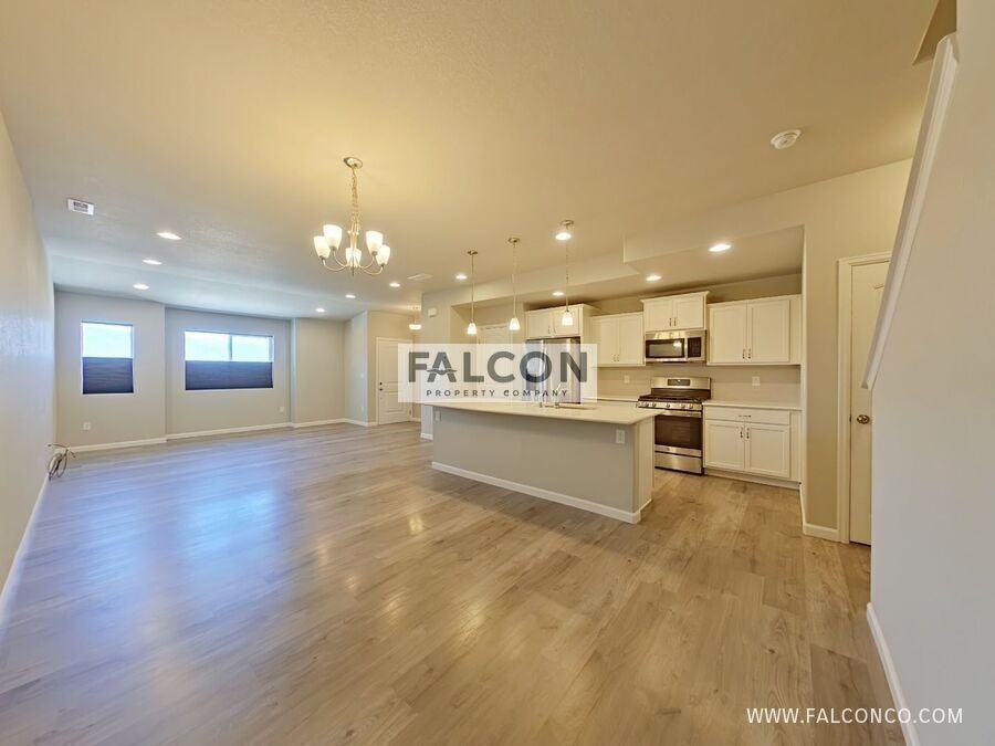 876 Petra Hts - Photo 5 of 24