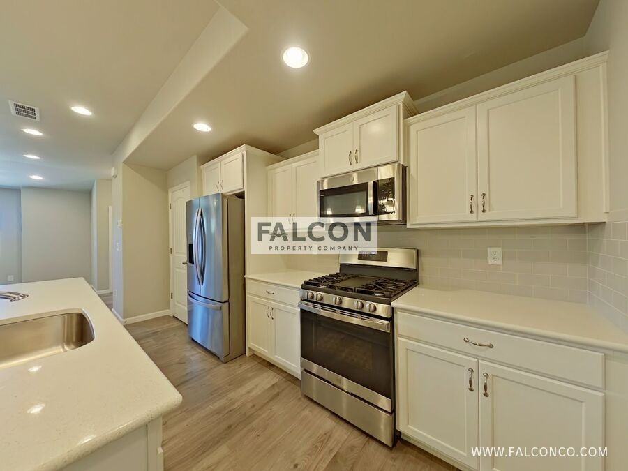 876 Petra Hts - Photo 6 of 24