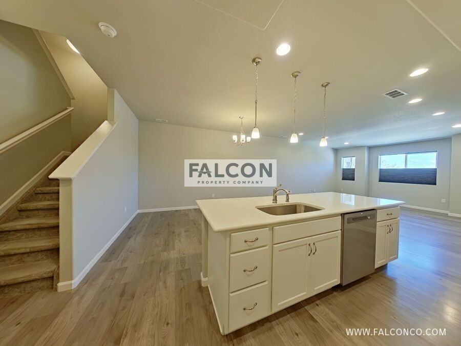 876 Petra Hts - Photo 7 of 24