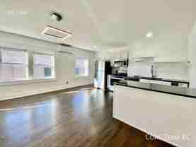 110 E 40th St #303 - Photo 1 of 1