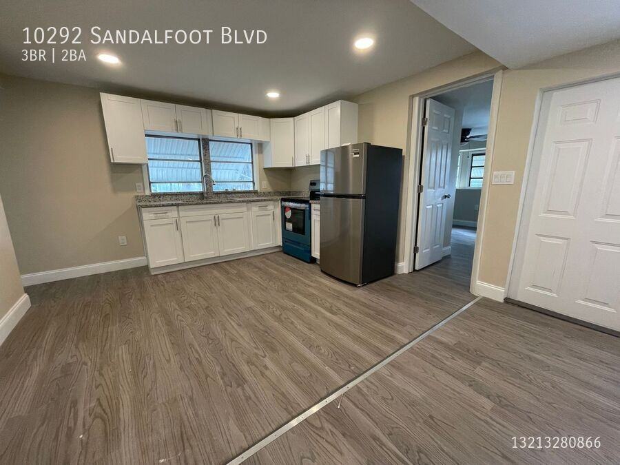 10292 Sandalfoot Blvd W - Photo 2 of 16