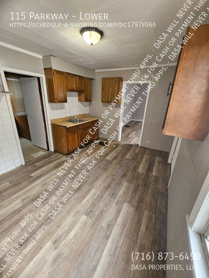 115 Parkway - Photo 4 of 8